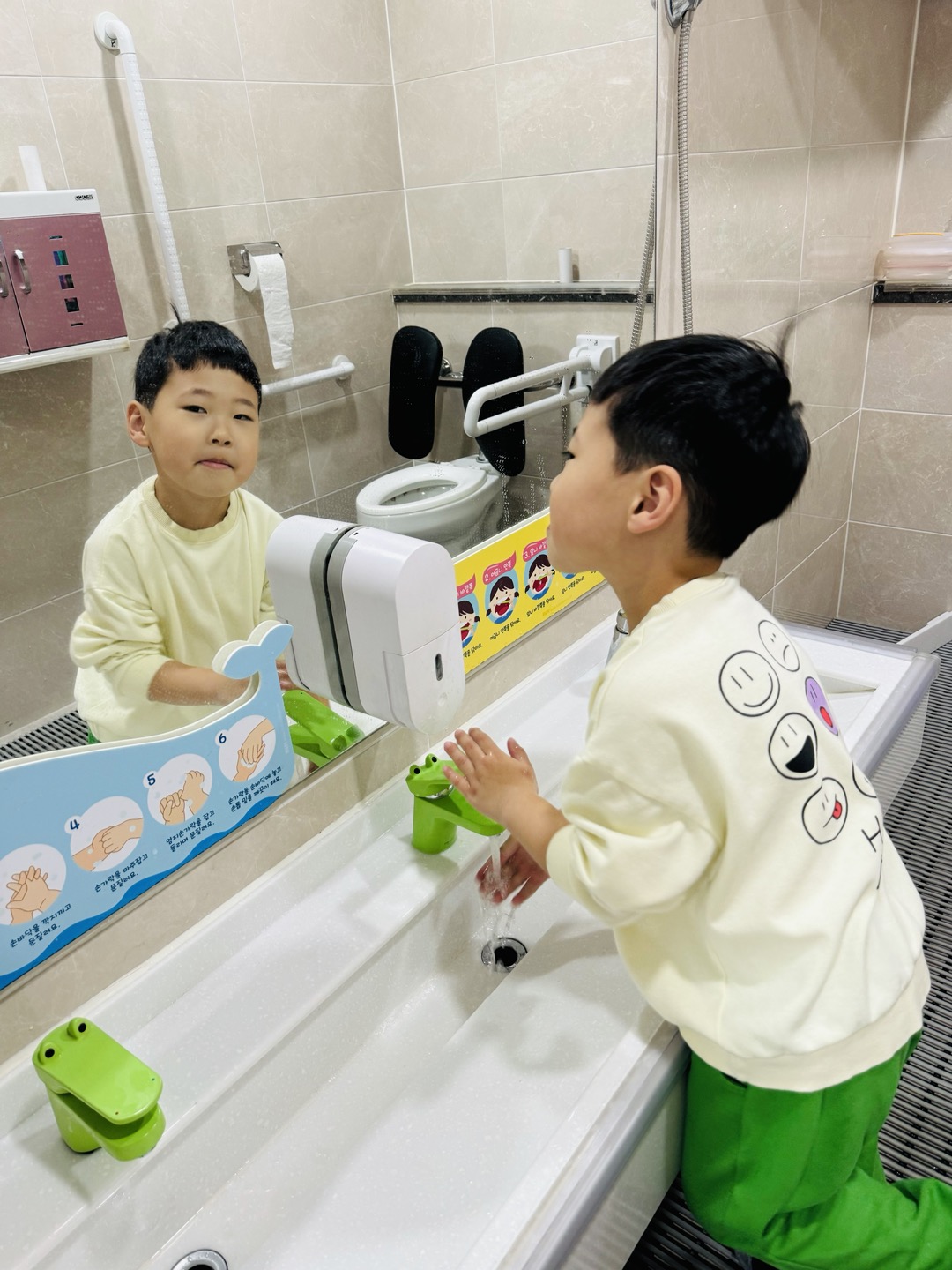 첨부파일