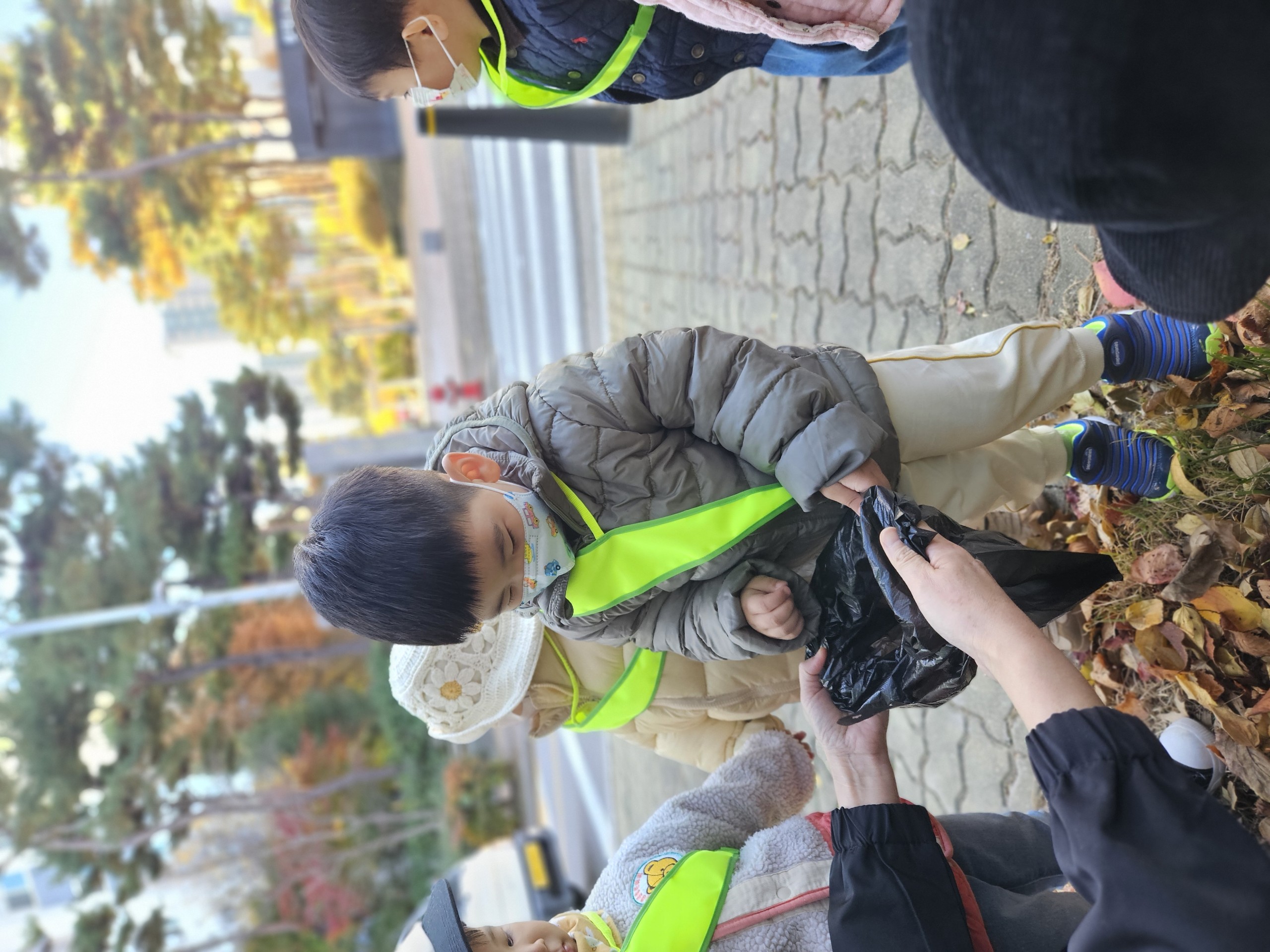 ÷������